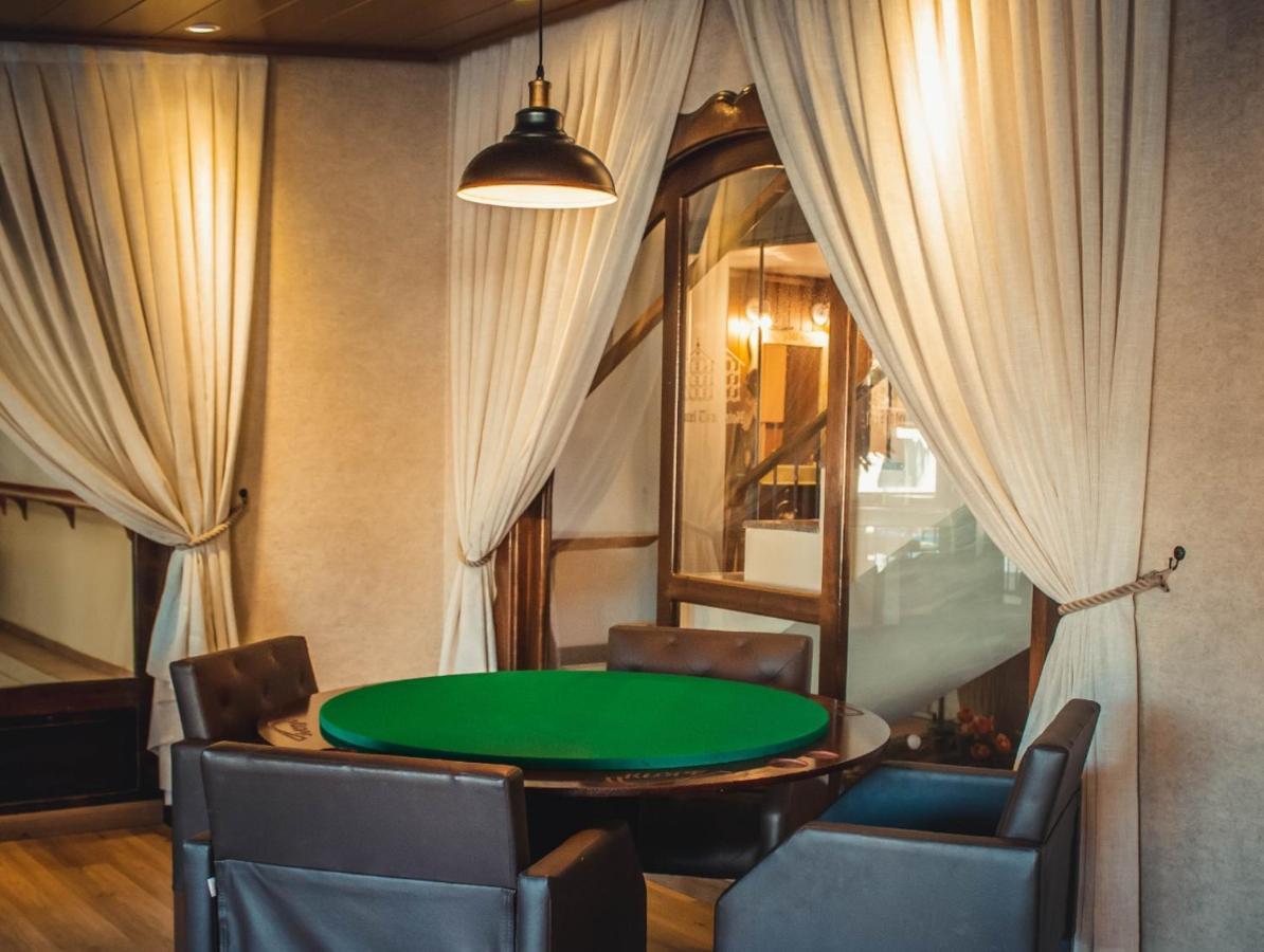 Hotel Tirol Treze Tílias Екстериор снимка